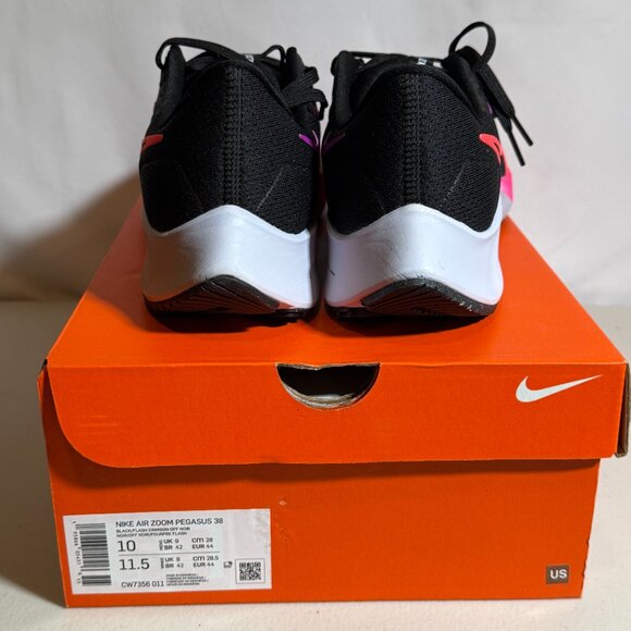 Nike Air Zoom Pegasus 38 | Men's 10 | Women's 11.5 | Black / Flash Crimson - Picture 4 of 6